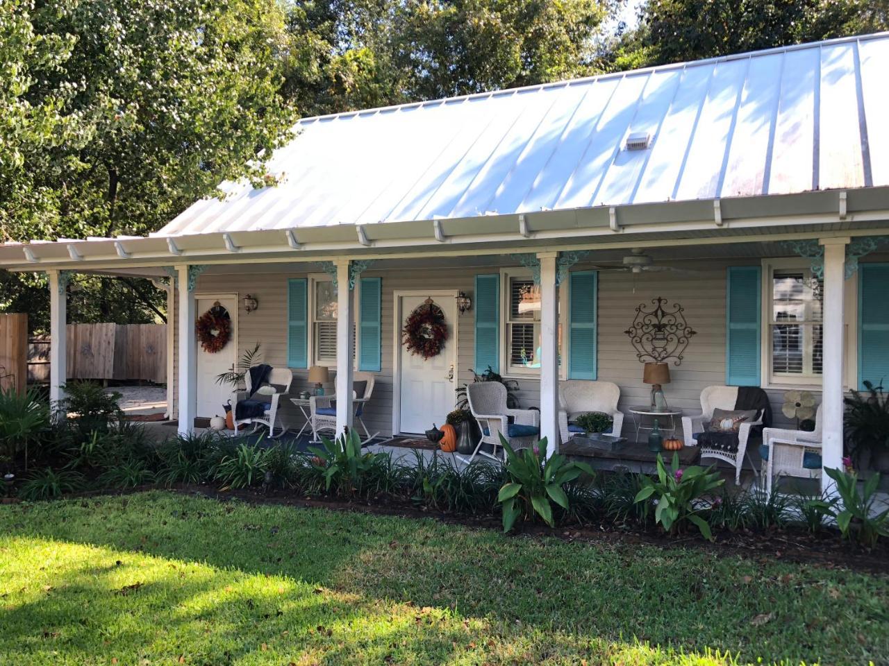 Caroline'S Bed And Breakfast Съмървил Екстериор снимка