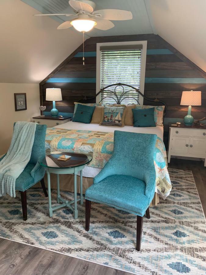 Caroline'S Bed And Breakfast Съмървил Екстериор снимка